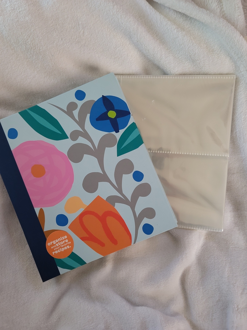 Hallmark Floral Recipe Binder Blank Caeds, Tabs, Dividers NWOT Wedding Gift